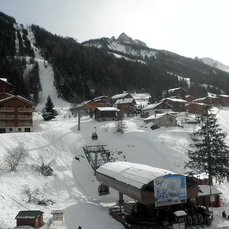 アパート 5 Personnes Au Pied Des Pistes *